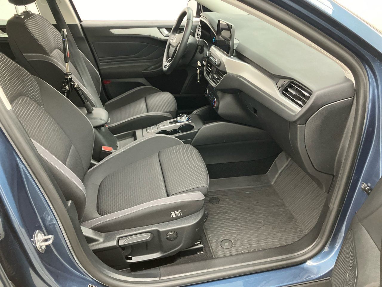 Ford Focus 2.0 EcoBlue Cool&Connect - Samsaru's Car Outlet