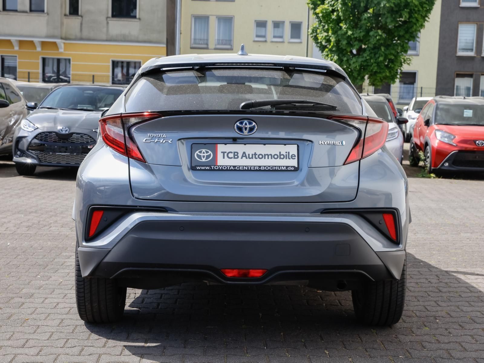 Toyota C-HR 1.8 Hybrid - Samsaru's Car Outlet
