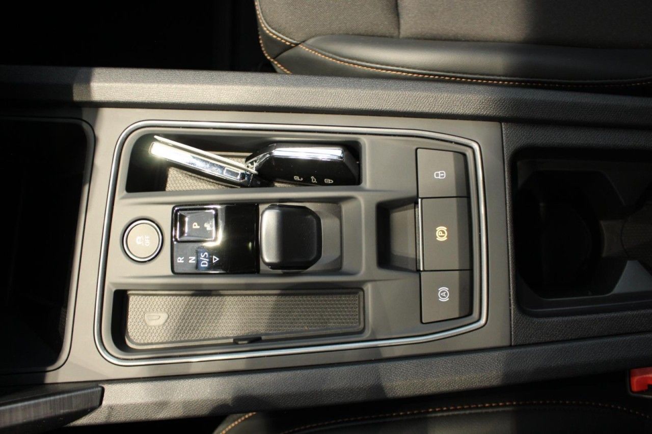 Cupra Formentor VZ 2.0 TSI DSG 4Drive 4JGAR/AHK/PANO/e