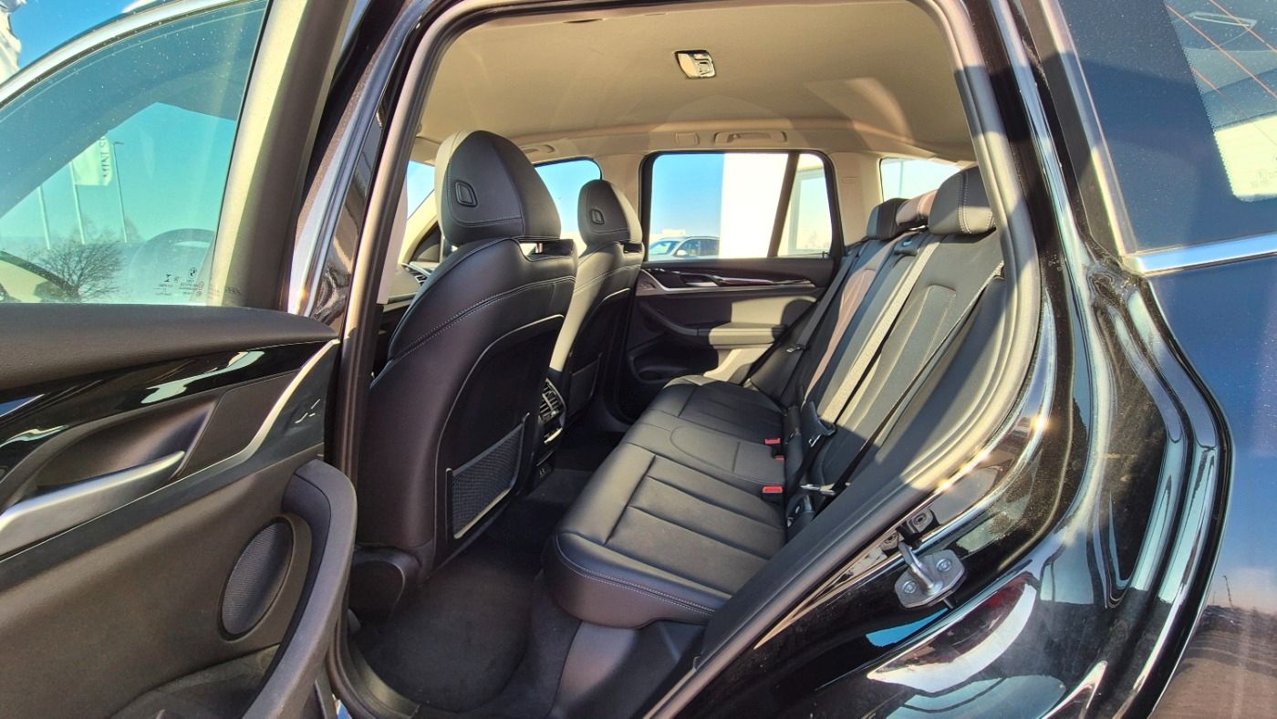 BMW X3 xDrive30e Aut. Laser/SpurAss/StHzg/AHK/Head-U