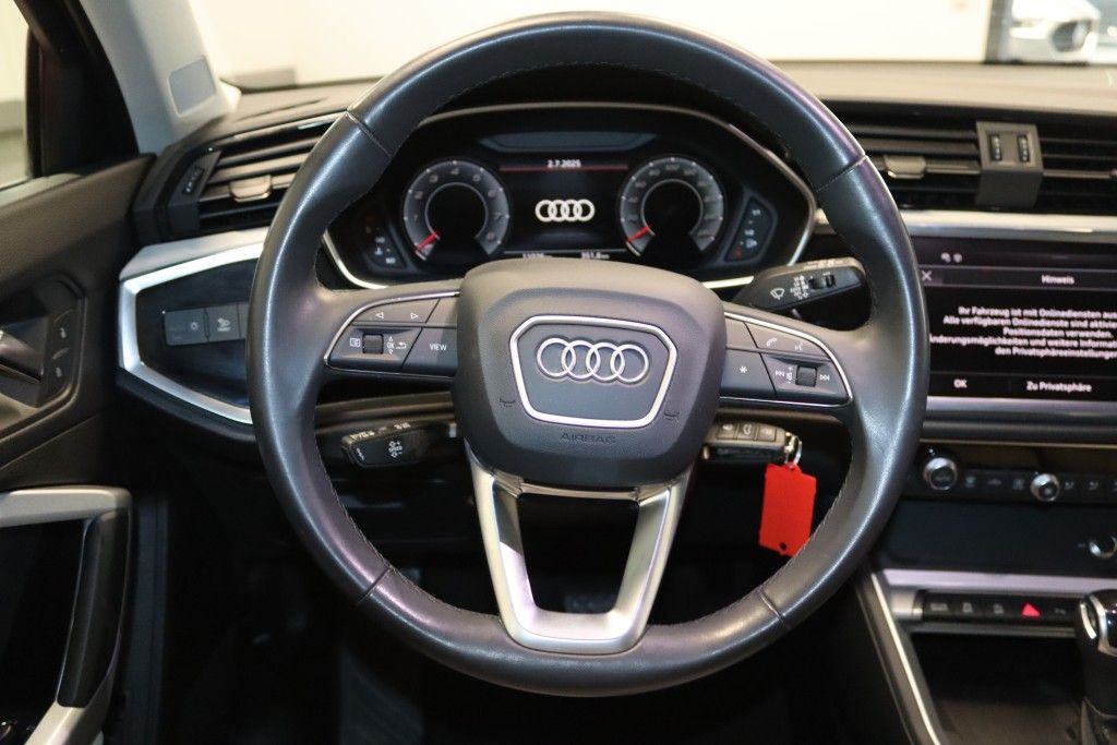 Audi Q3 40 TFSI quattro S line - Samsaru's Car Outlet