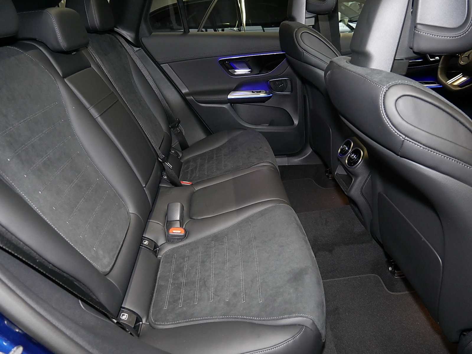 Mercedes-Benz GLC 200 d 4MATIC MBUX AMG SHD Perf-AGA LED Navi