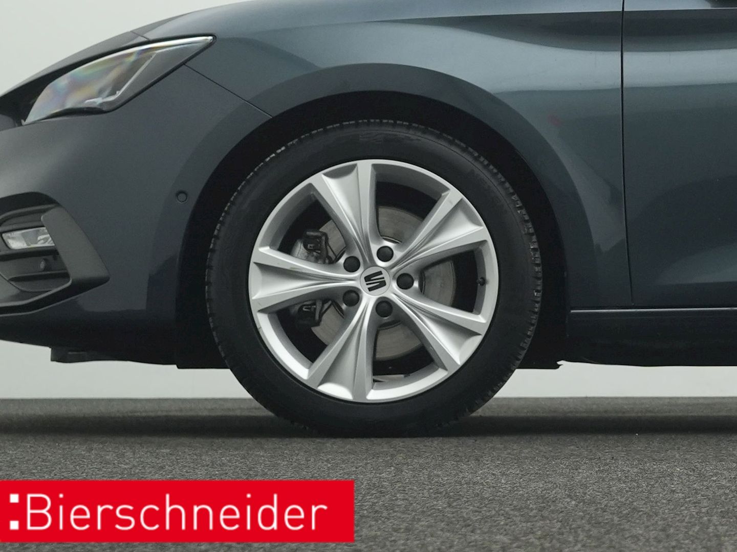 Seat Leon Sportstourer 2.0 TDI DSG FR NAVI AHK LED