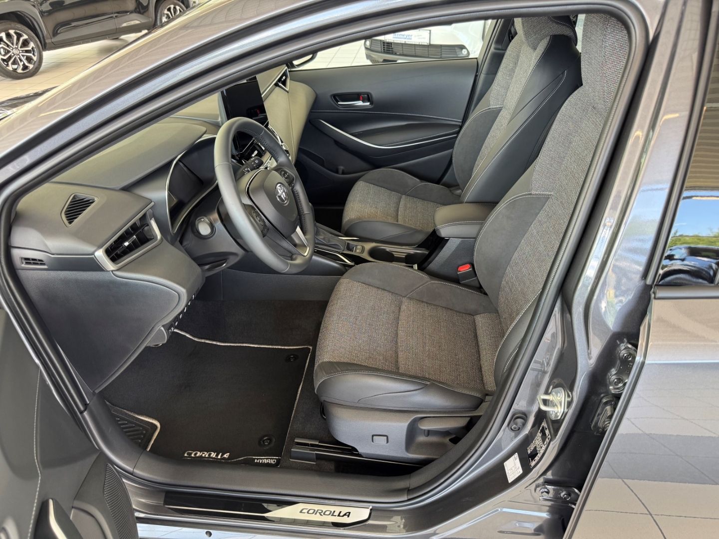 Toyota Corolla Touring Sports 1,8 Hybrid Teamplayer PDC