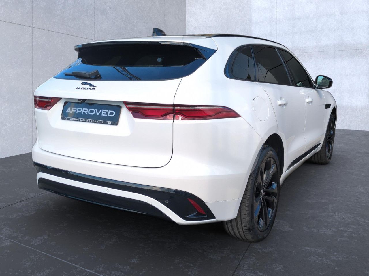 Jaguar F-Pace P250 R-Dynamic HSE AWD Winter-P. AHK Navi