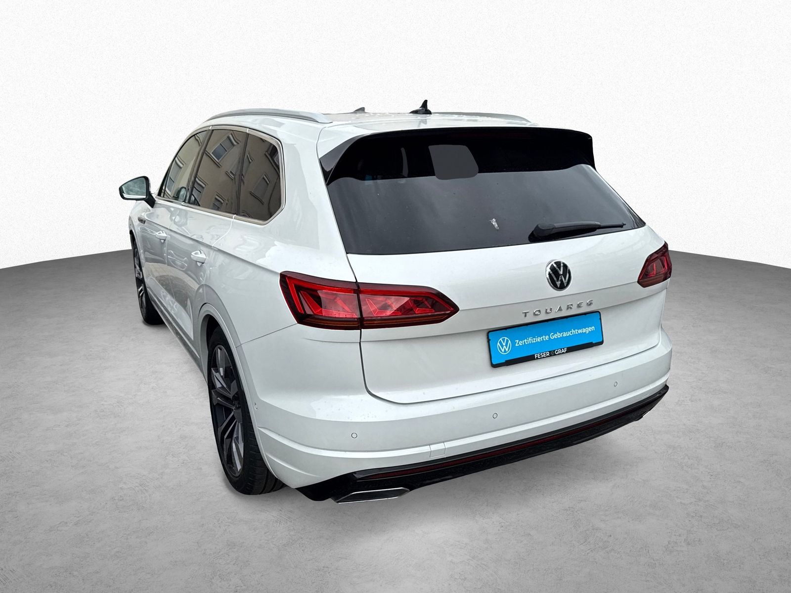 Volkswagen Touareg Elegance 3.0 TDI 4MOTION - Samsaru's Car Outlet