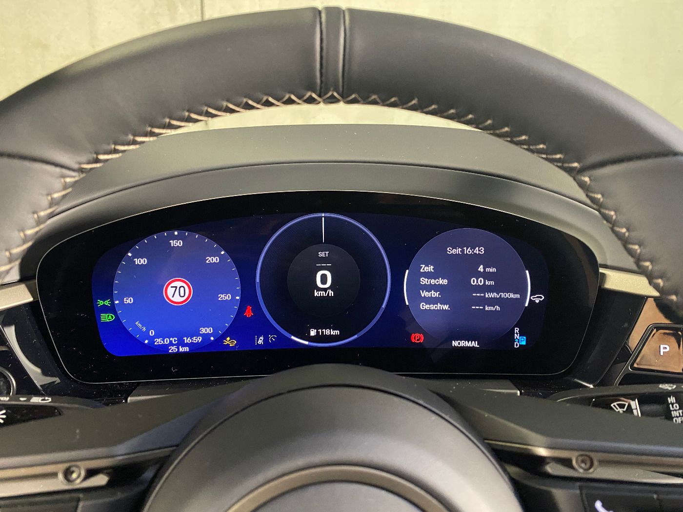 Porsche Macan Turbo | Panorama | AHK | Hinterachslenkung