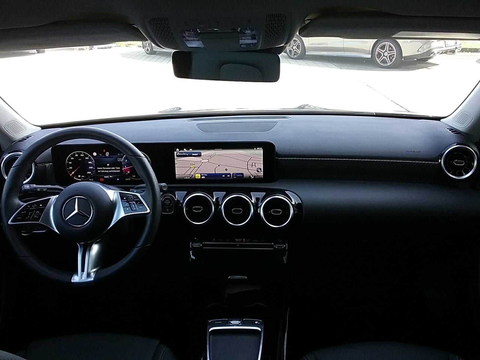 Mercedes-Benz A 180 PROGRESSIVE LINE - Samsaru's Car Outlet