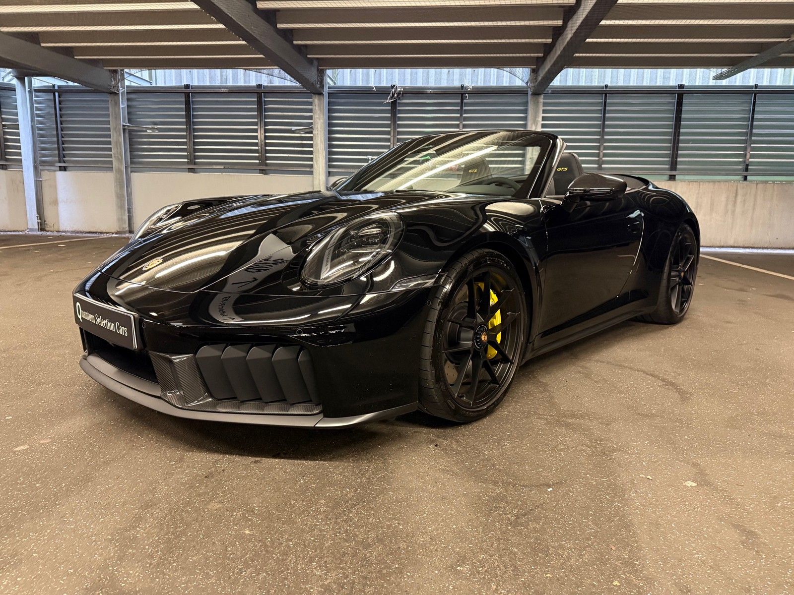 Porsche Carrera 4 GTS Cabriolet *MATRIX*CARBON-EXT*CHRON