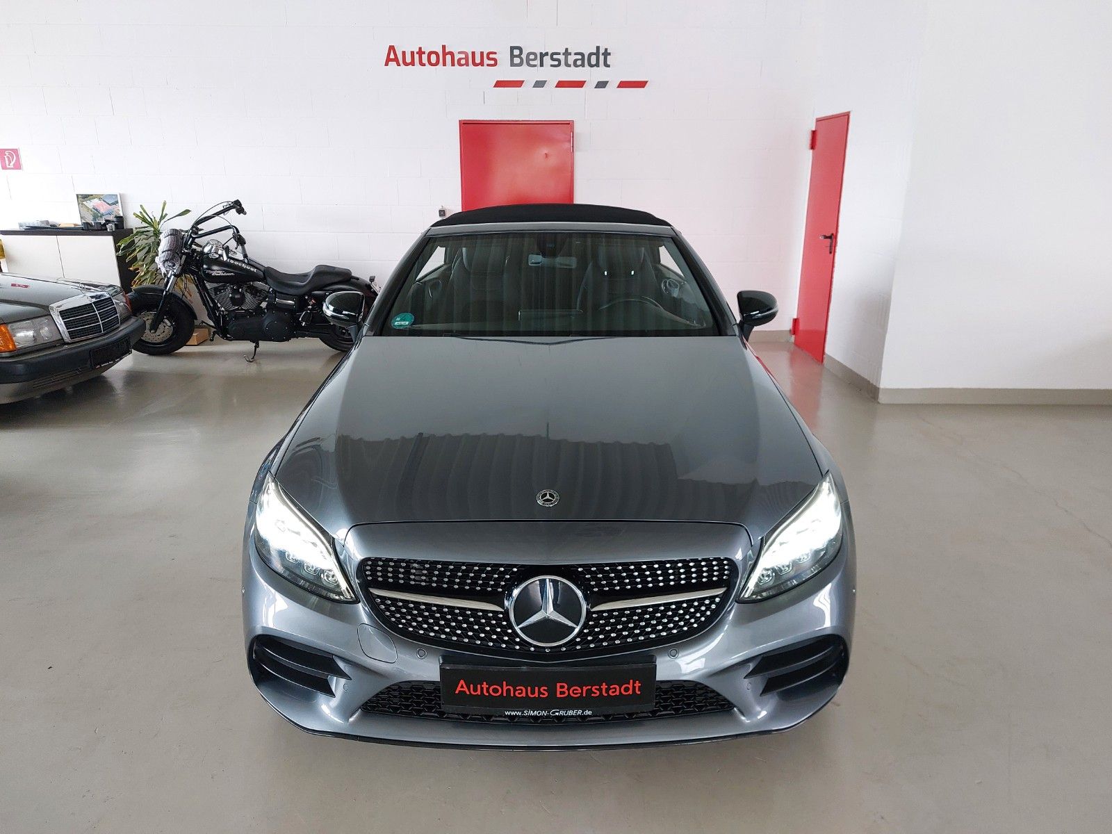 Mercedes-Benz C 180 Cabrio AMG-LINE - Samsaru's Car Outlet
