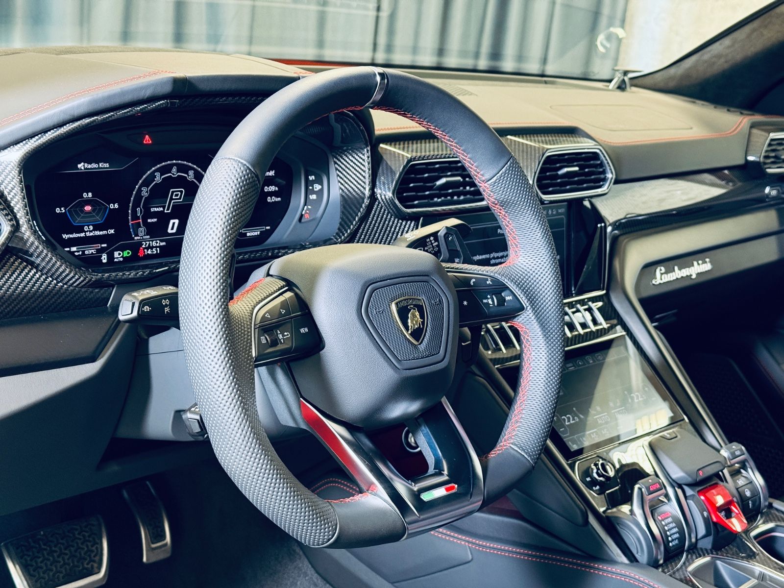 Lamborghini Urus S - Samsaru's Car Outlet