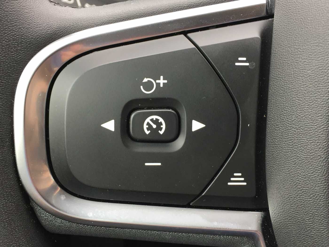 Volvo XC60 XC 60 T6 Plus Bright Recharge Plug-In Hybri