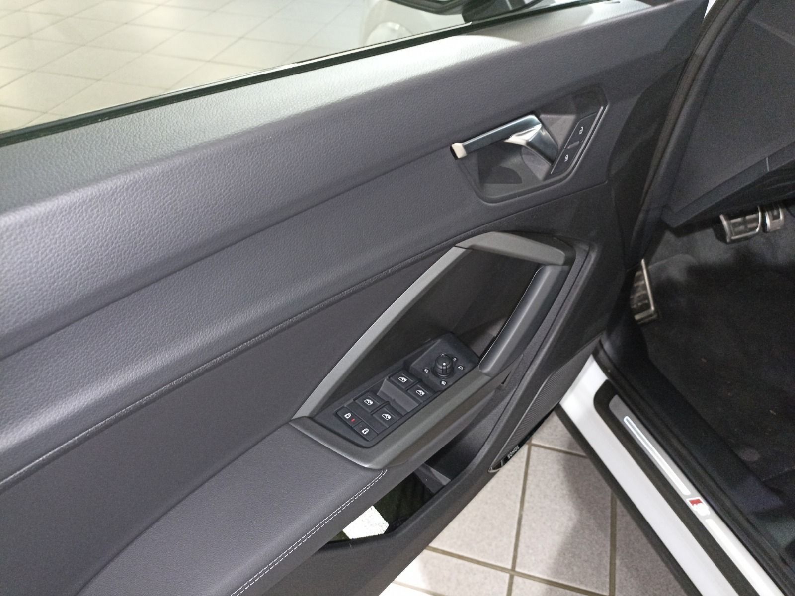 Audi Q3 Sportback S line 35 TDI quattro - Samsaru's Car Outlet