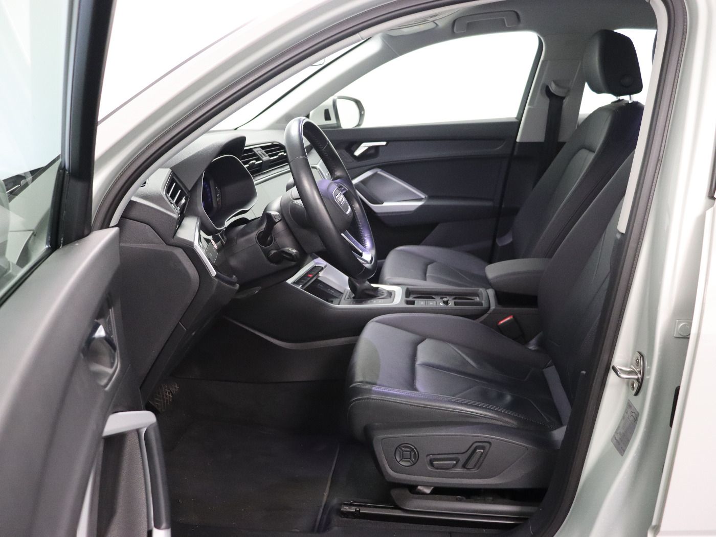 Audi Q3 Sportback 45 TFSI quattro S tronic - Samsaru's Car Outlet