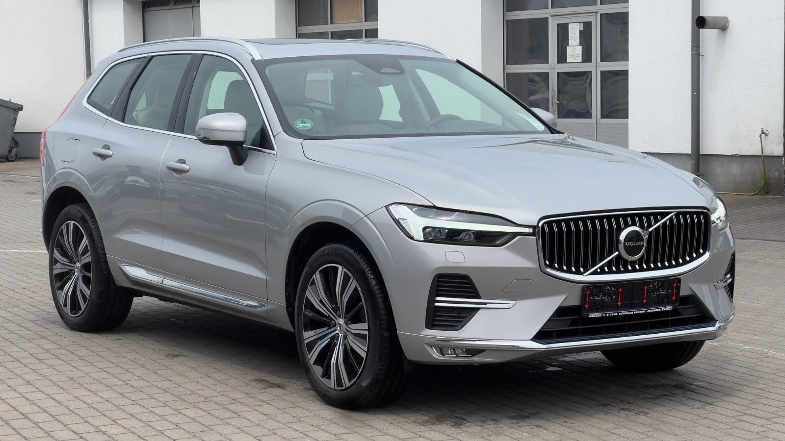 Volvo XC60 B5 D Ultimate Bright AWD*AHK*STHZG*Massage*