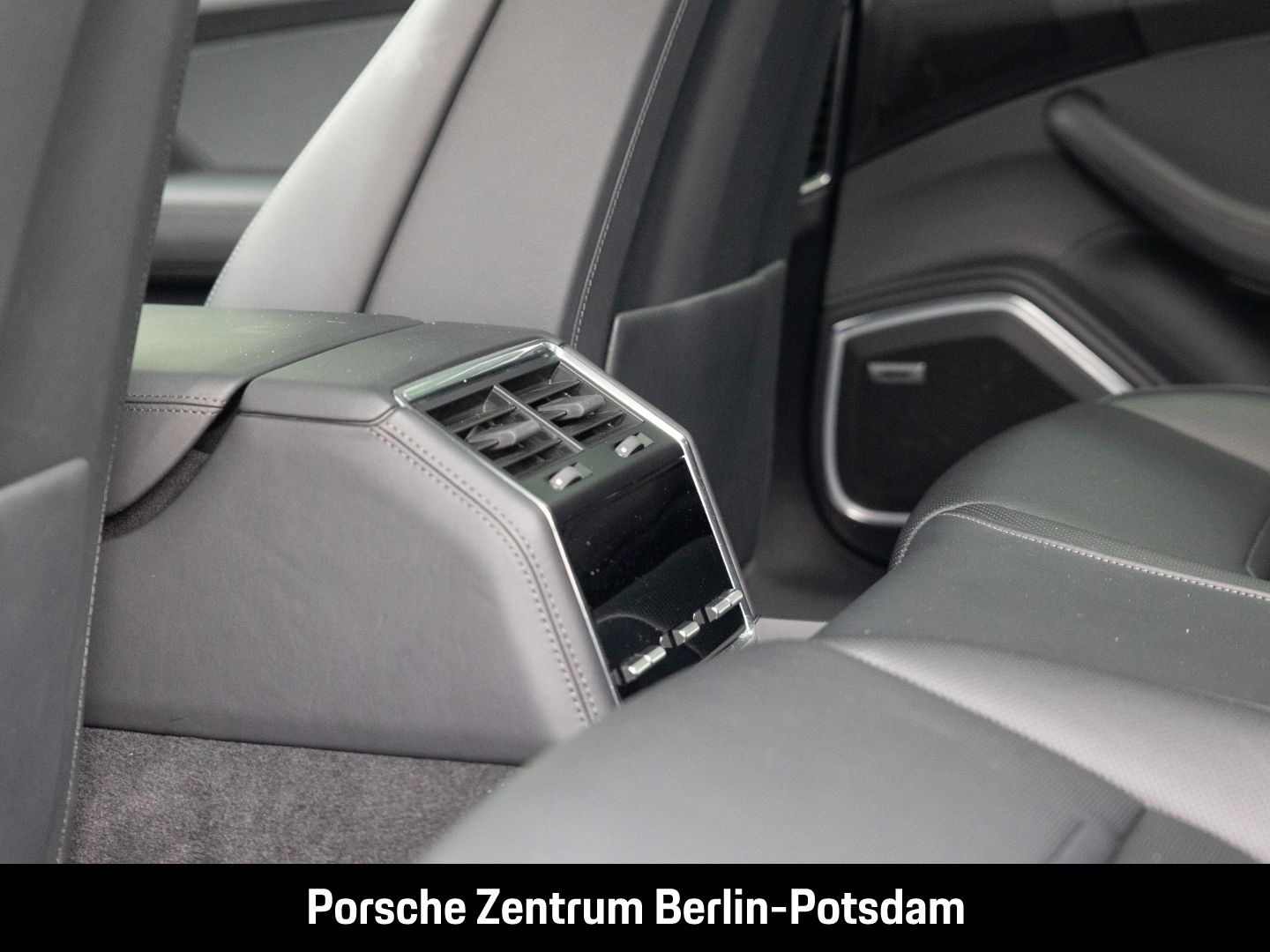 Porsche Panamera 4S E-Hybrid BOSE Luftfederung InnoDrive