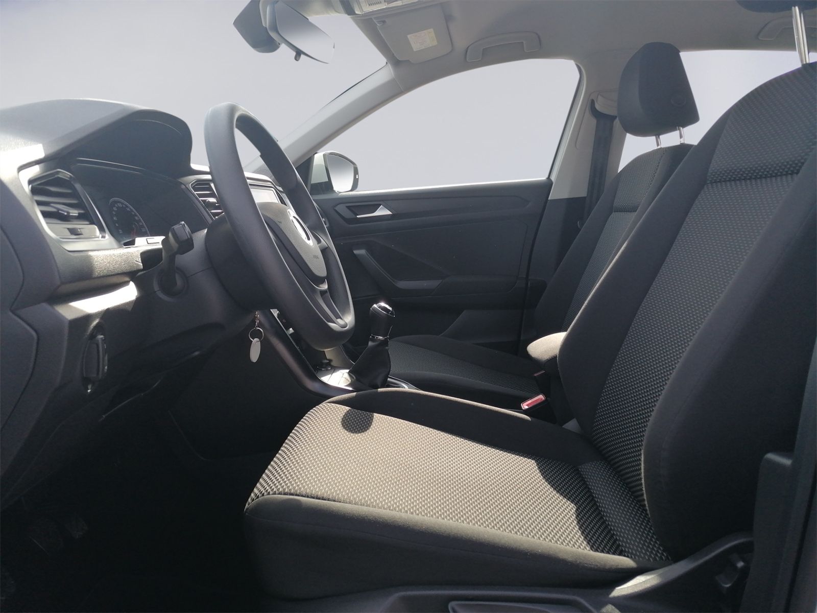 Volkswagen T-Roc 1.0 TSI - Samsaru's Car Outlet