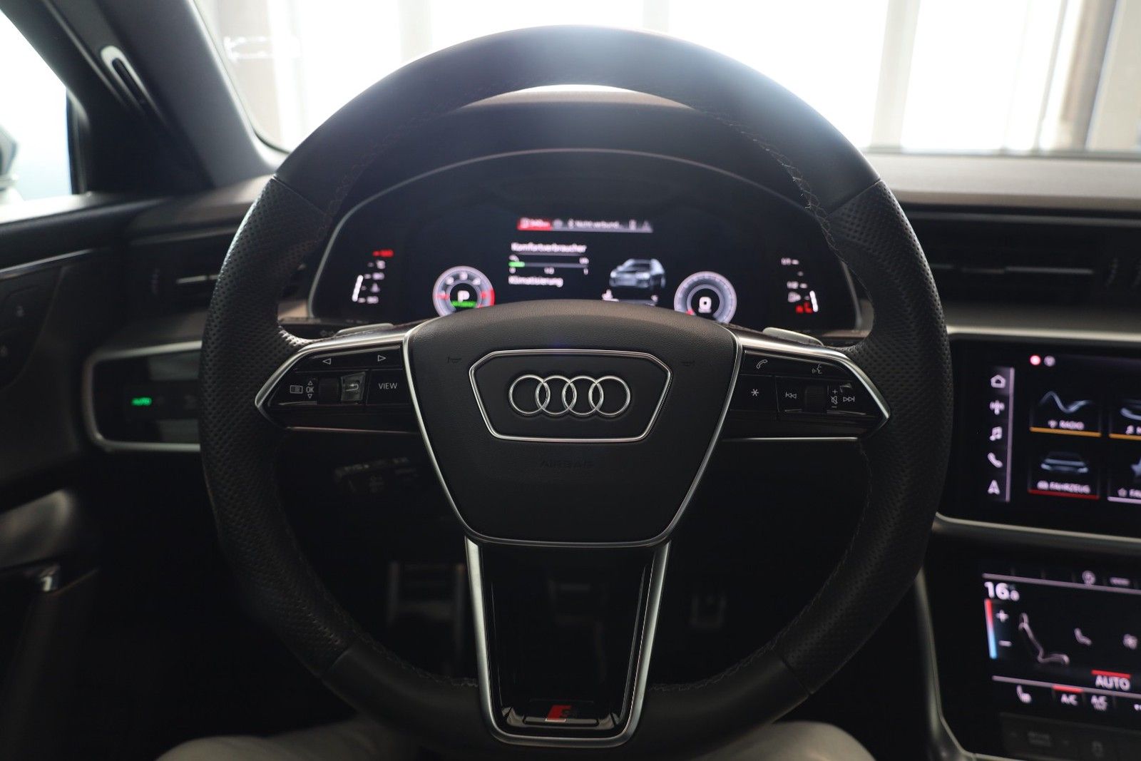 Audi A6 Avant 40 TDI quattro S line