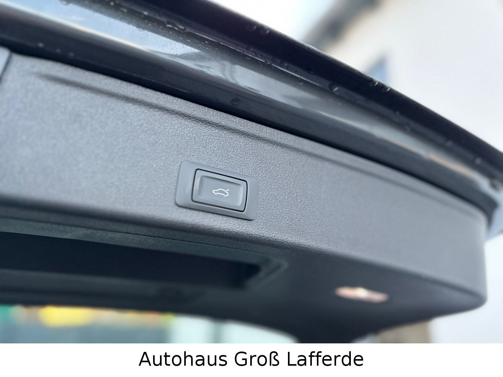 Audi A4 Avant 35 TFSI - Samsaru's Car Outlet