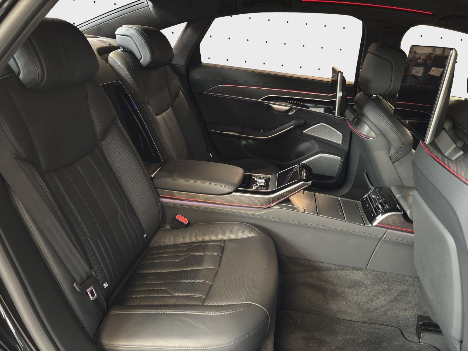 Audi A8 L 60 TFSIe quattro - Samsaru's Car Outlet