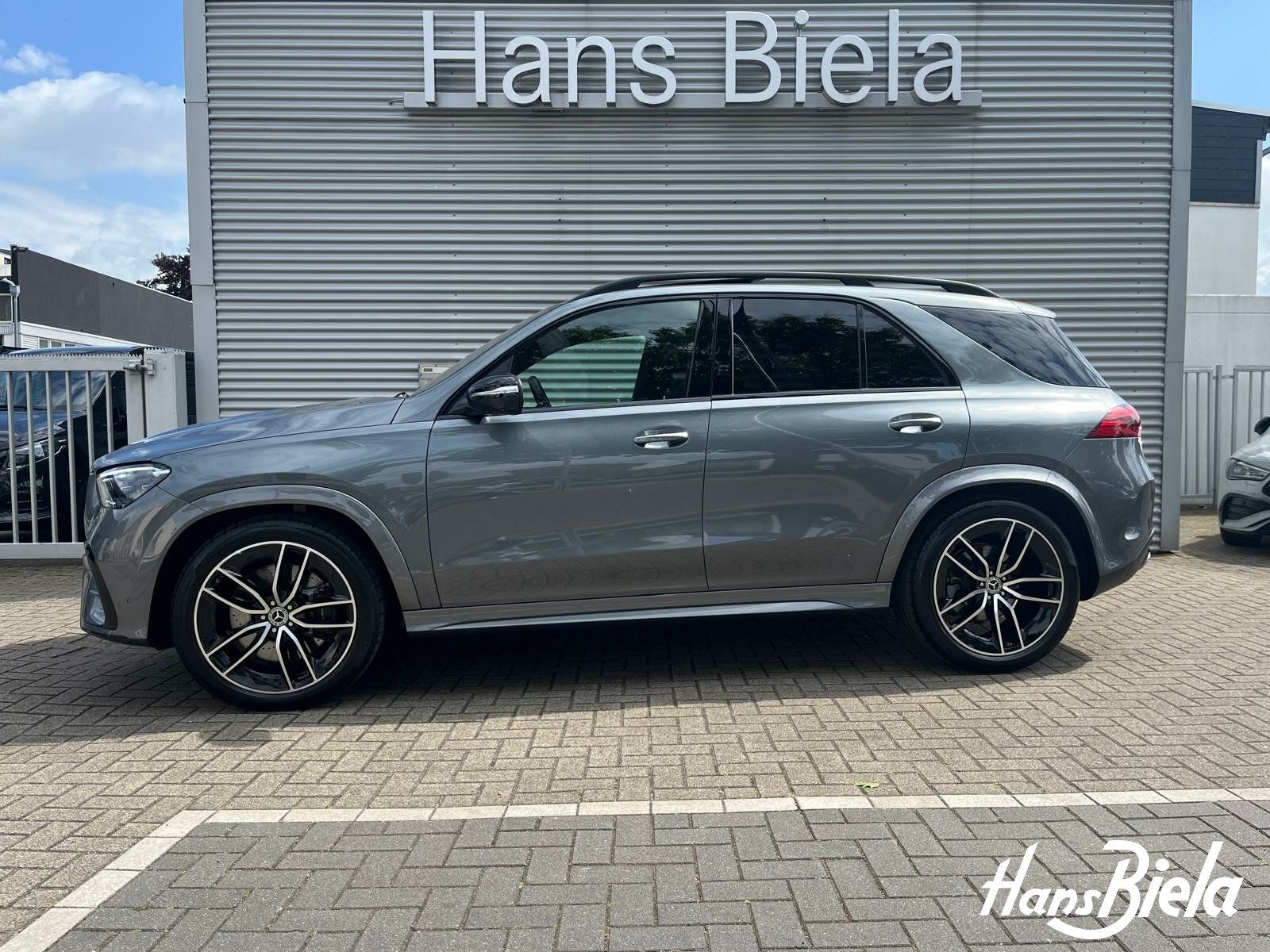 Mercedes-Benz GLE 580 4M AMGPrem+/Night/22"/Carb/Burm/Pano/AHK
