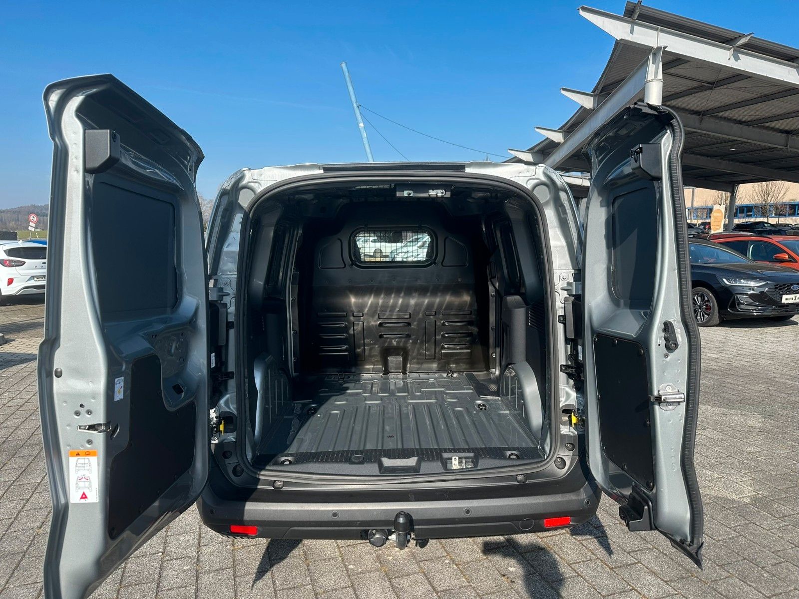 Ford Transit Courier Limited Aut. *AHK/ Navi/ Kamera*