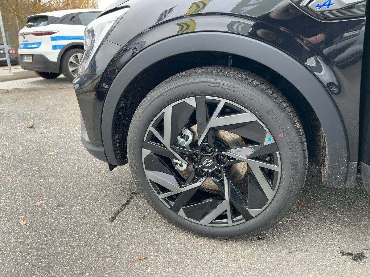 Renault Arkana ESPRIT ALPINE Full Hybrid - Samsaru's Car Outlet