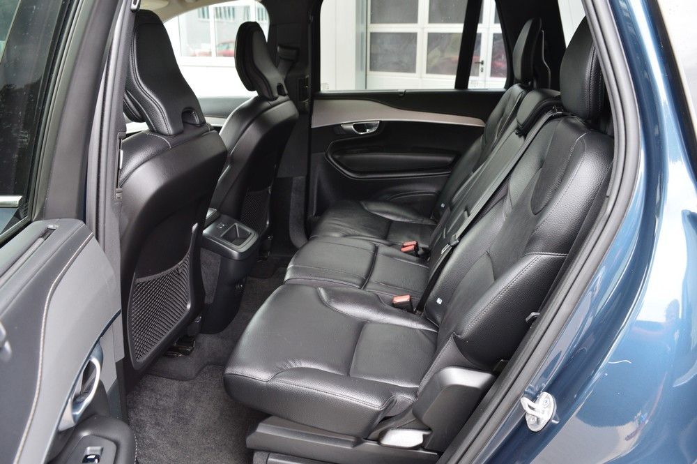 Volvo XC90 B5 D AWD Plus Bright AT *Voll+AHK+deutsch*
