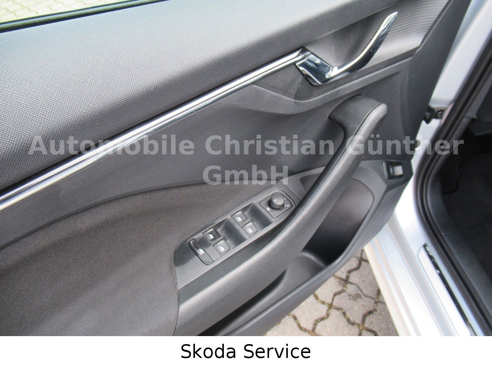 Skoda Kamiq Ambition 1.0 TSI - Samsaru's Car Outlet