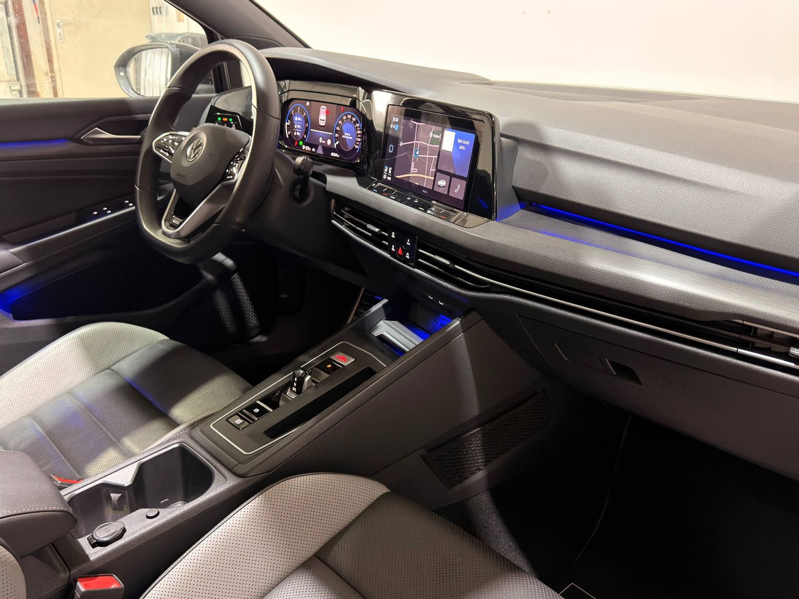 Volkswagen Golf VIII GTD*PANO*KAMERA*SITZKLIMA*LED*LEDER*