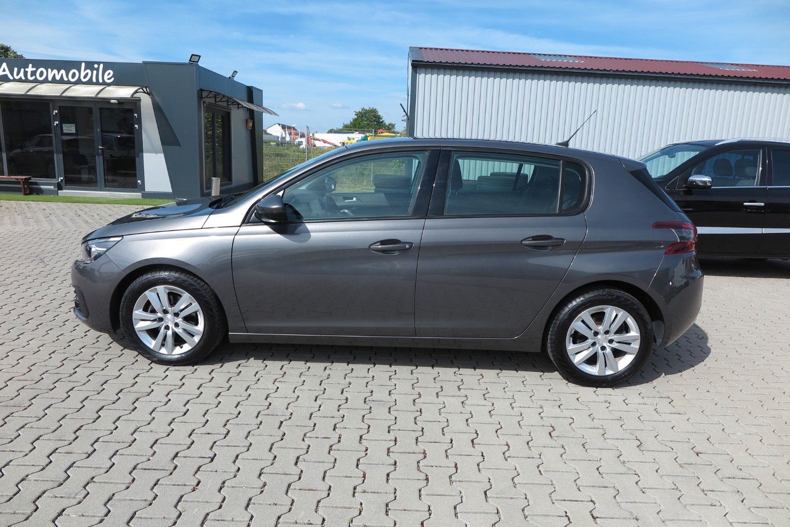 Peugeot 308 Active - Samsaru's Car Outlet