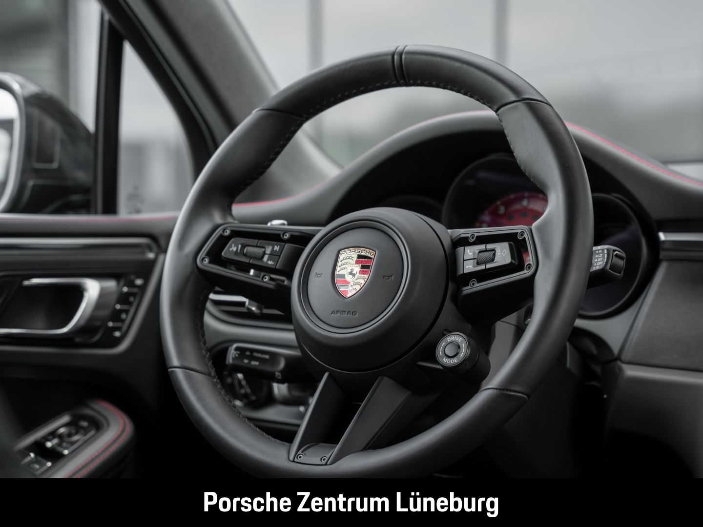 Porsche Macan GTS - Samsaru's Car Outlet