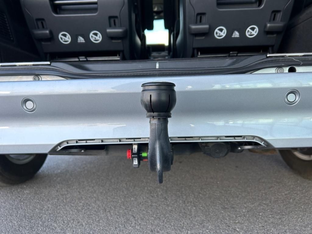 Mercedes-Benz V 300 d STYLE - Samsaru's Car Outlet