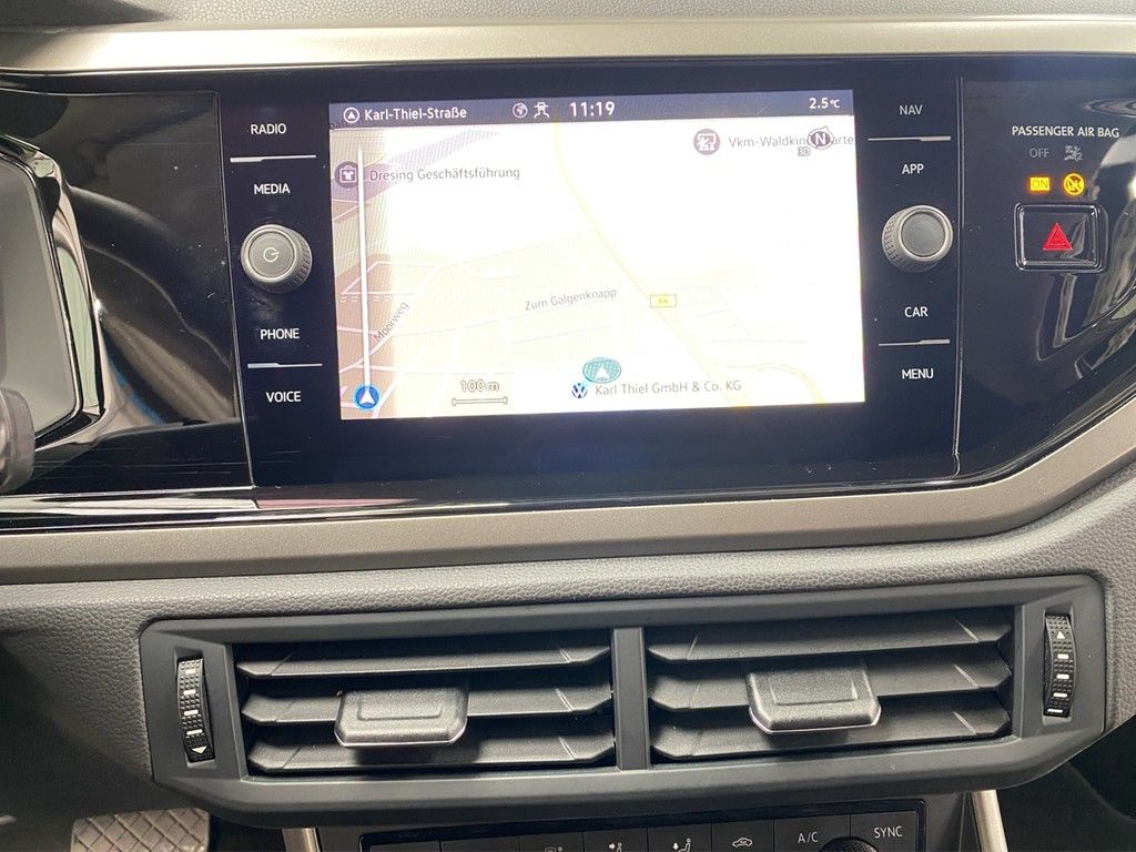 Volkswagen Polo 1.0 TSI DSG Comfortline - Samsaru's Car Outlet