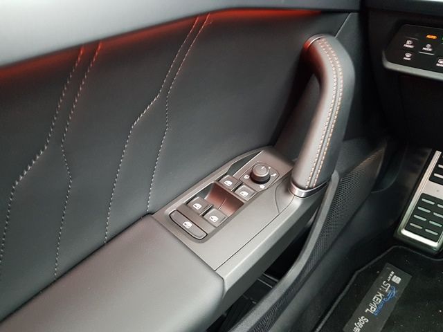 Cupra Leon Sportstourer 1.4 e-Hybrid - Samsaru's Car Outlet