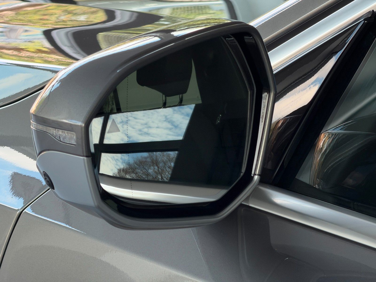 BMW 520d xDrive / AHK / 360° / Abstandtemp. / H&K