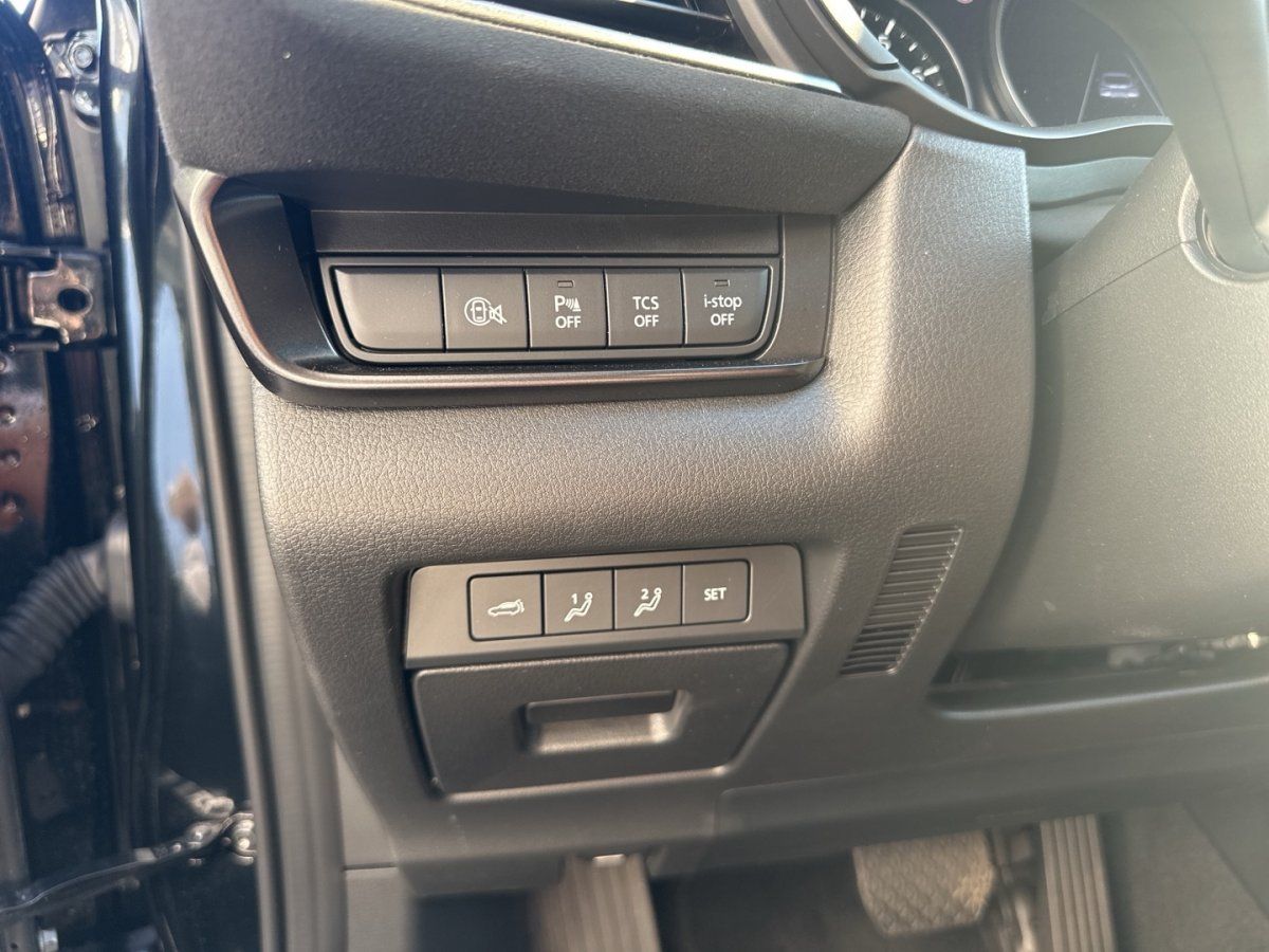 Mazda CX-30 Nagisa Einparkhilfe LogIn Memory Notbremsa