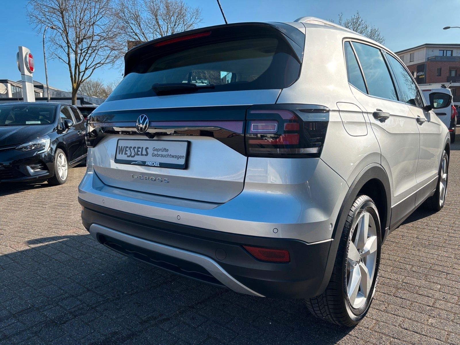 Volkswagen T-Cross Style - Samsaru's Car Outlet
