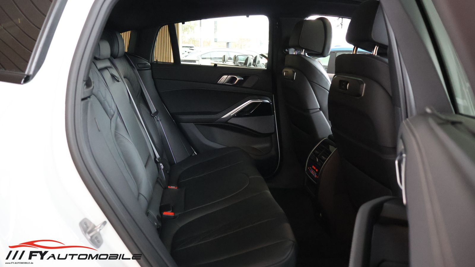 BMW X6 40 d xDrive M Sportpaket Pro* Luftf* AHK* Pan