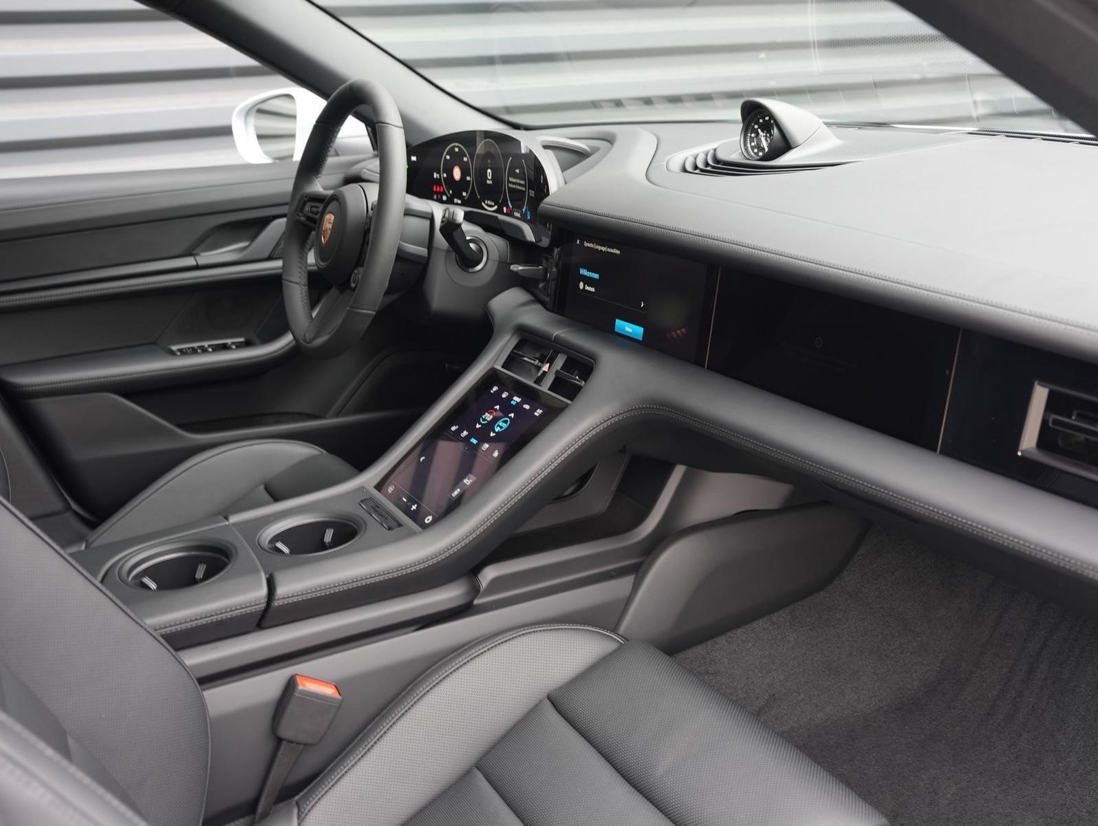 Porsche Taycan 4S Sport Turismo LED-Matrix InnoDrive Pan