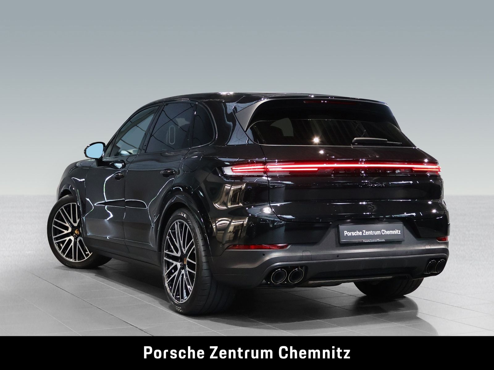 Porsche Cayenne E-Hybrid Luft;22Zoll;Pano;BOSE