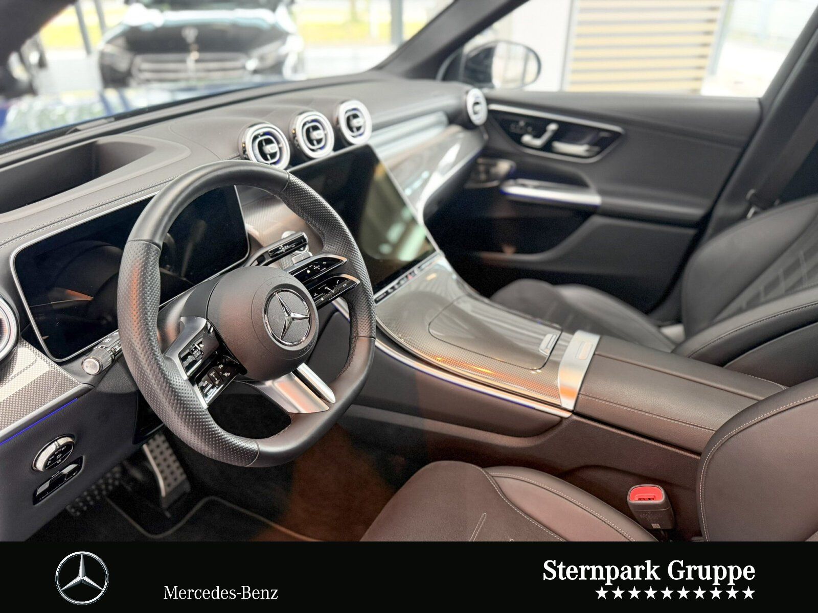 Mercedes-Benz GLC 300 4M AMG*Std-Hzg*AHK*Night*Burm3D*Pano*20"