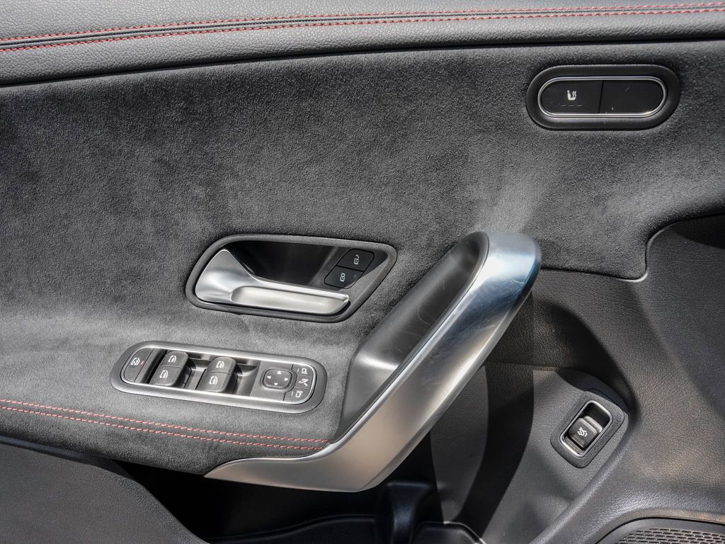 Mercedes-Benz CLA 250 4M COUPE AMG-LINE - Samsaru's Car Outlet