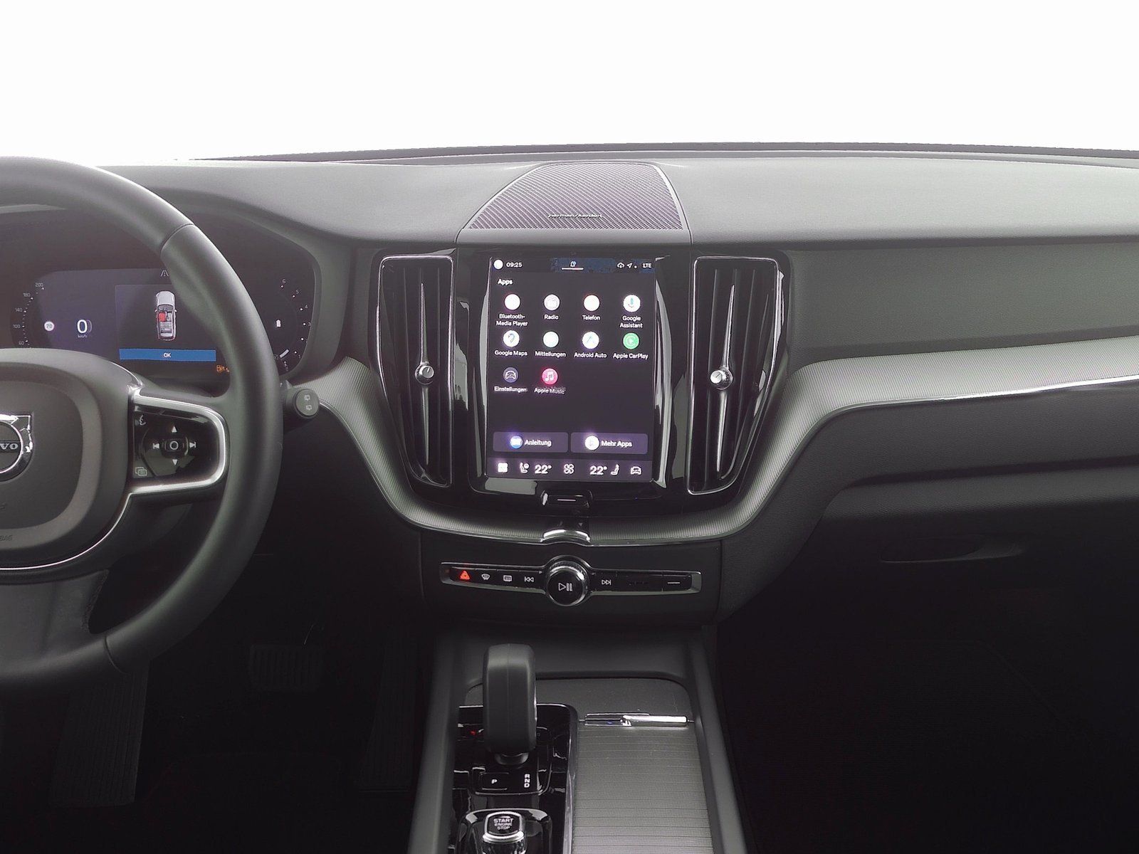 Volvo XC60 B4 Diesel AWD Plus Dark STANDHZ*360*GSHD