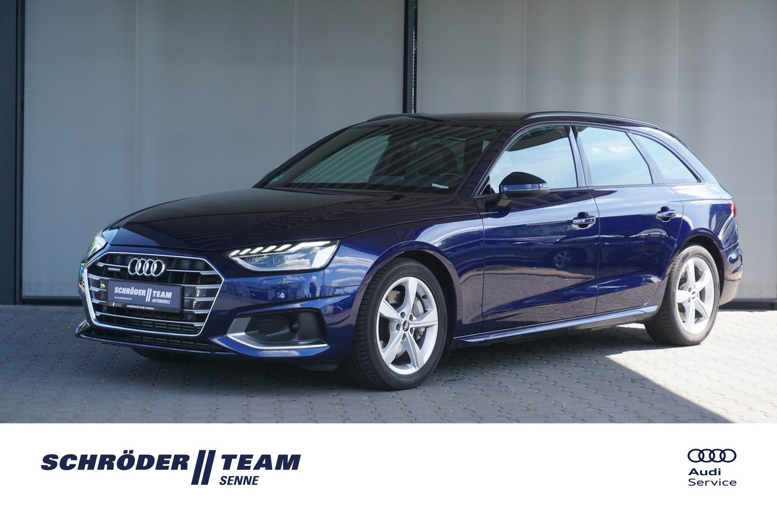 Audi A4 Avant 45 TFSI quattro advanced - Samsaru's Car Outlet