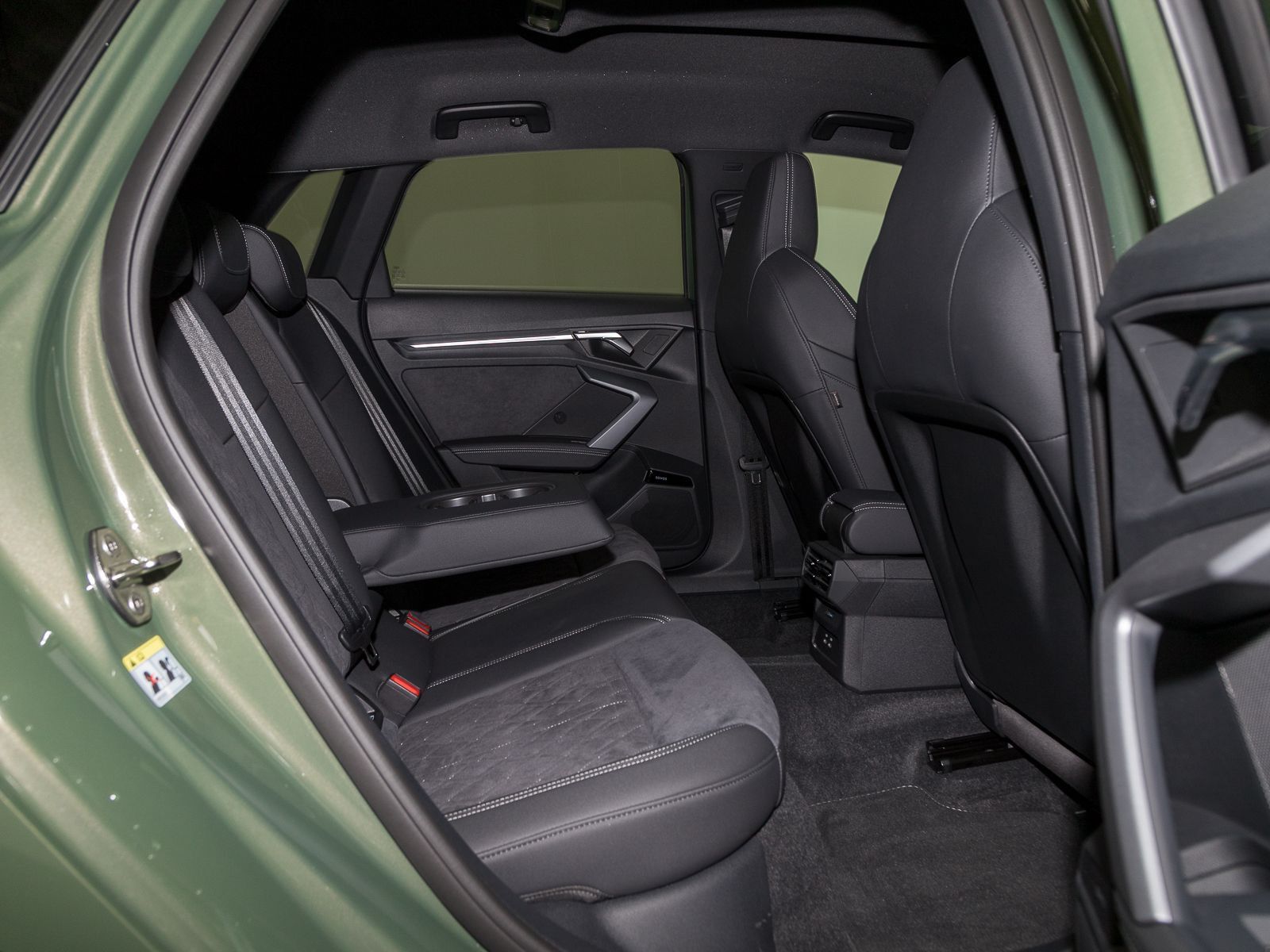 Audi A3 Sportback 30 TFSI 2x S LINE - Samsaru's Car Outlet