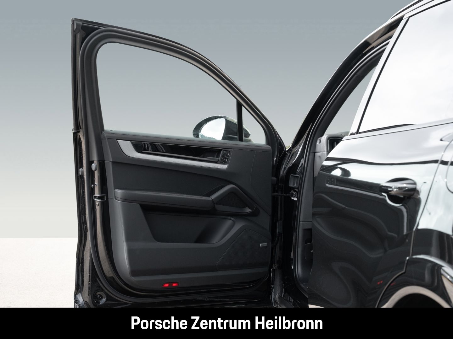 Porsche Cayenne E-Hybrid HA-Lenkung InnoDrive Sportabgas