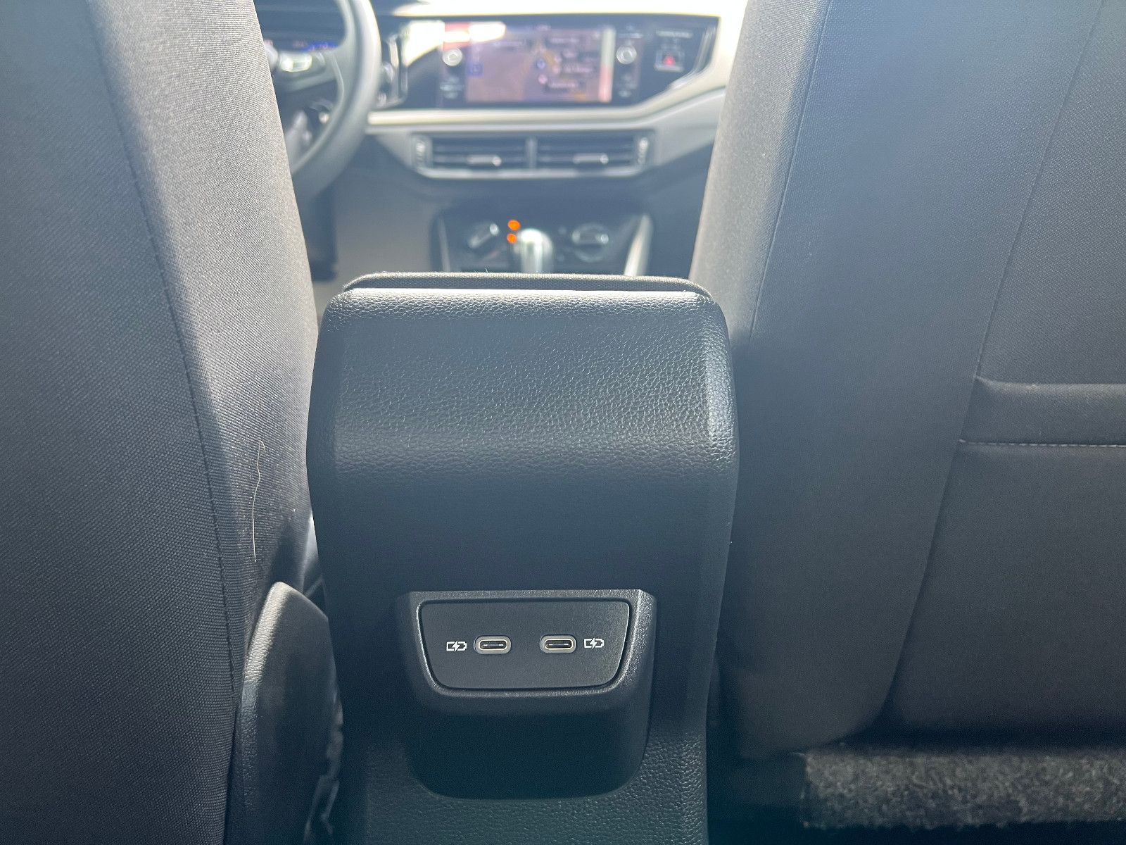 Volkswagen Polo VI Comfortline Aut. - Samsaru's Car Outlet