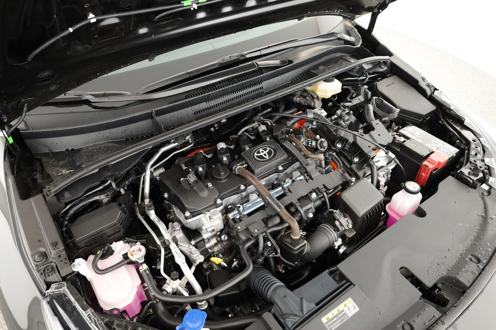 Toyota Corolla Touring Sports 1.8 CVT Team D Navi Kam