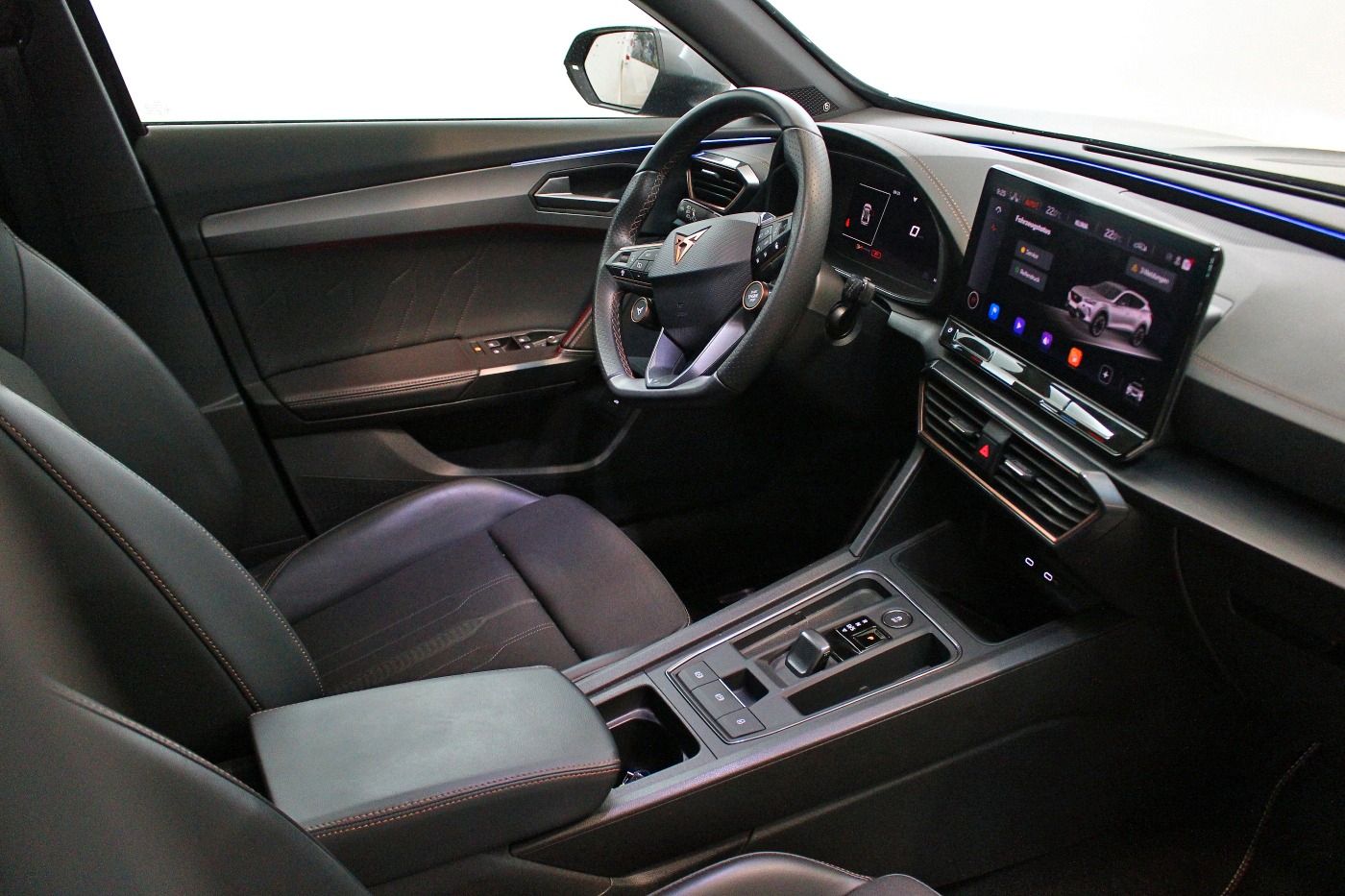 Cupra Formentor 2.0 TSI 4Drive VZ AHK|SOUND|PANO|RCam